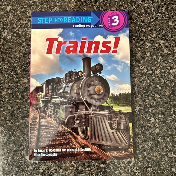 Step Into Reading Level 3 Book Bundle The Missing Tooth & Trains - Picture 4 of 5